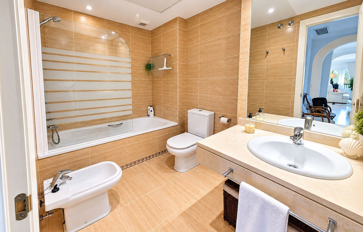 3 Bedroom Apartment in Marbella - Foto 8