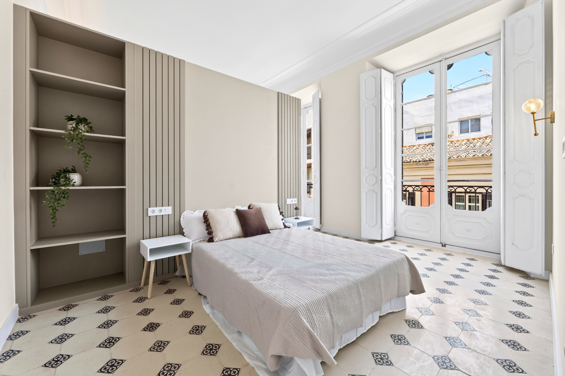 4 Bedroom Apartment in Málaga - Photo 25