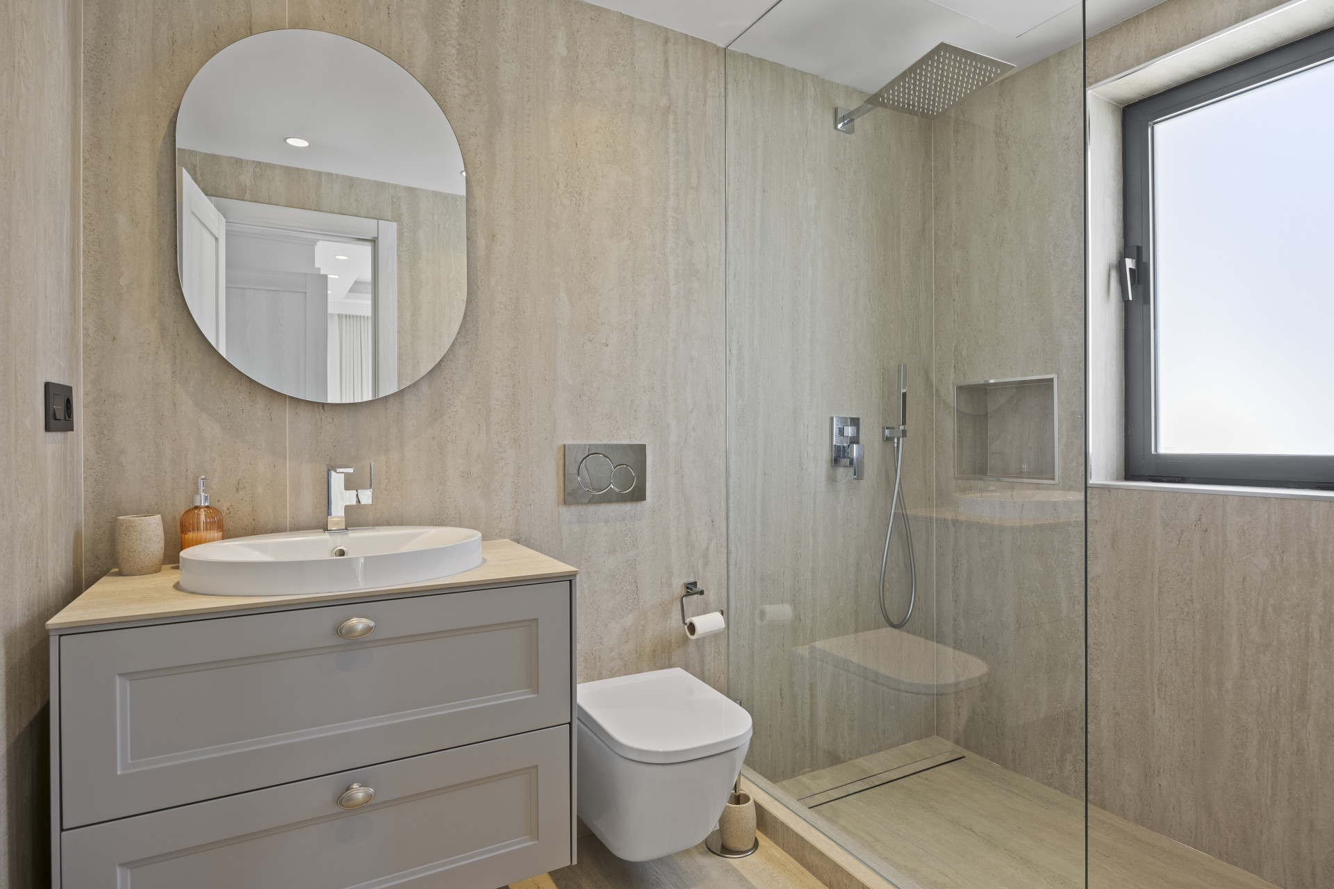 5 Bedroom Villa in San Pedro de Alcántara - Photo 42