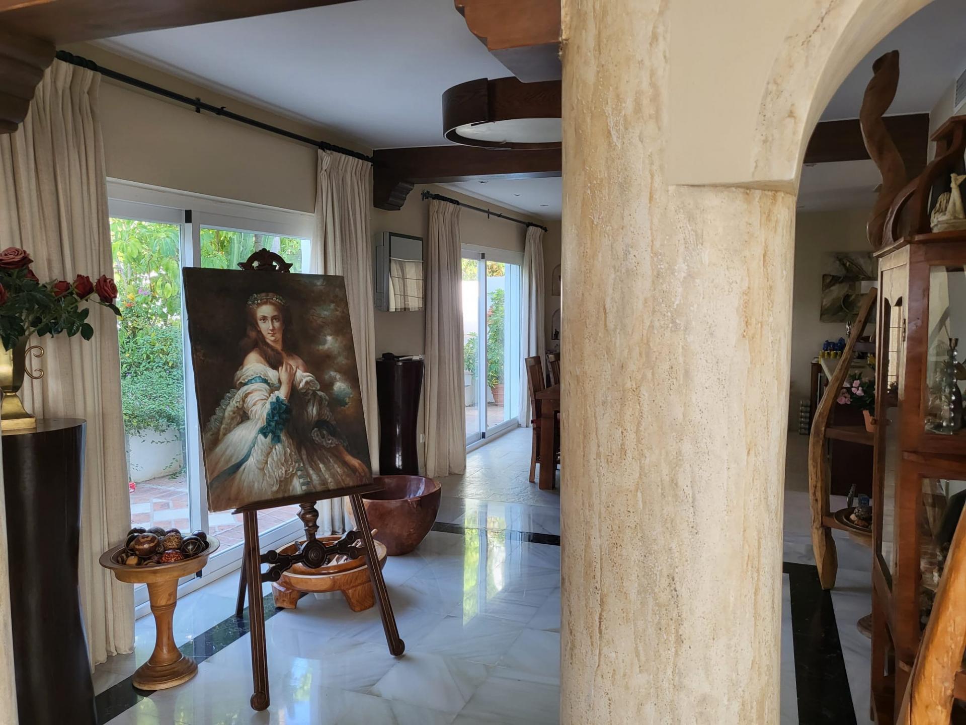 6 Bedroom Villa in Marbella - Photo 20