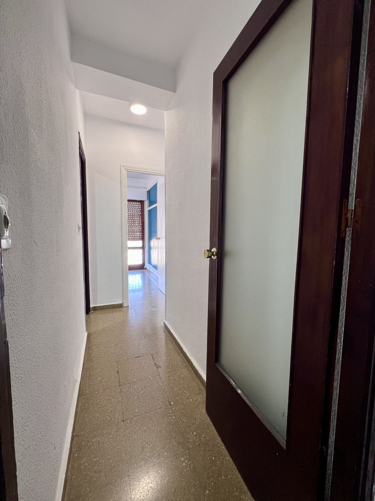 3 Bedroom Apartment in Marbella - Photo 10