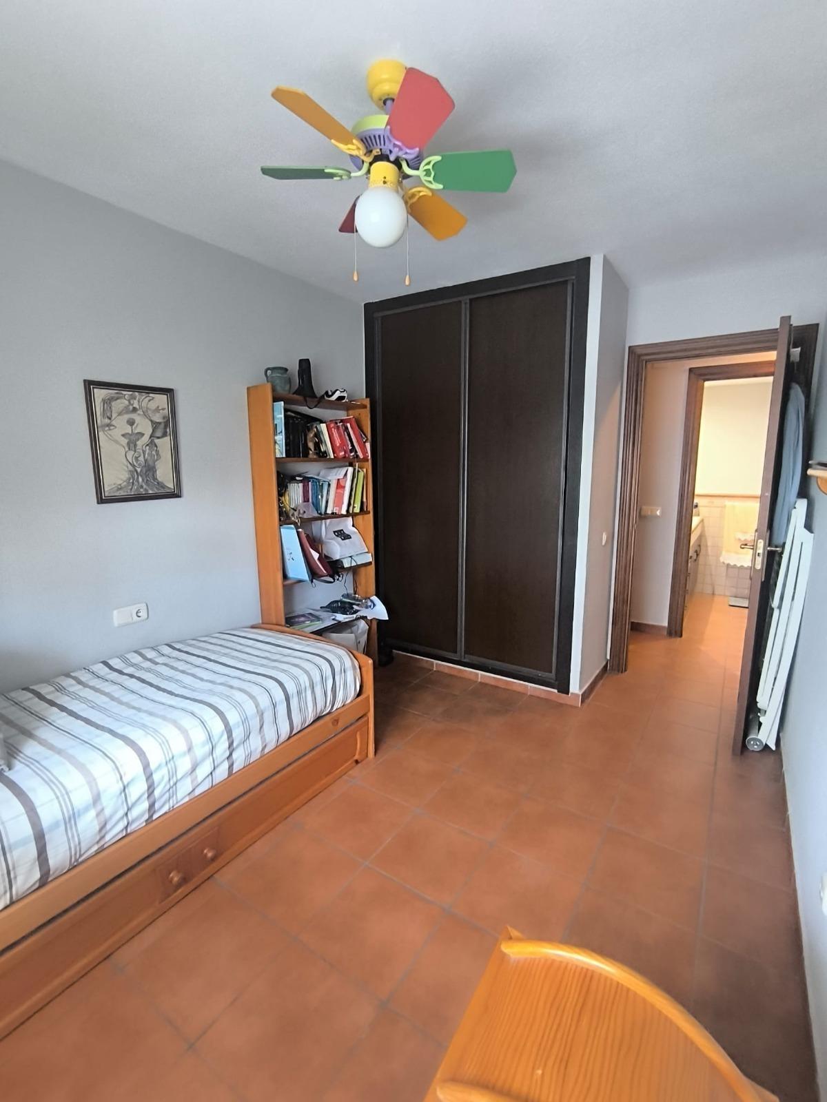 3 Bedroom Apartment in Fuengirola - Photo 7