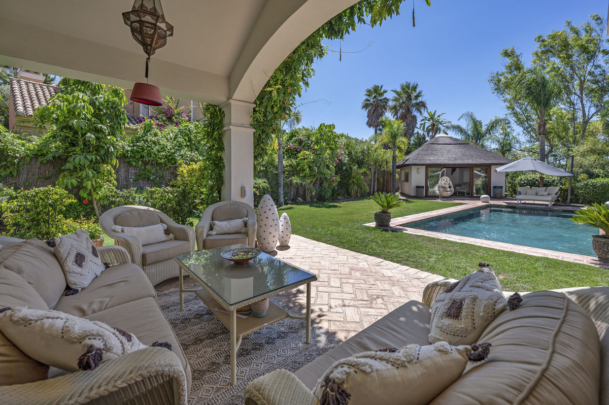 4 Bedroom Villa in Estepona - Foto 33