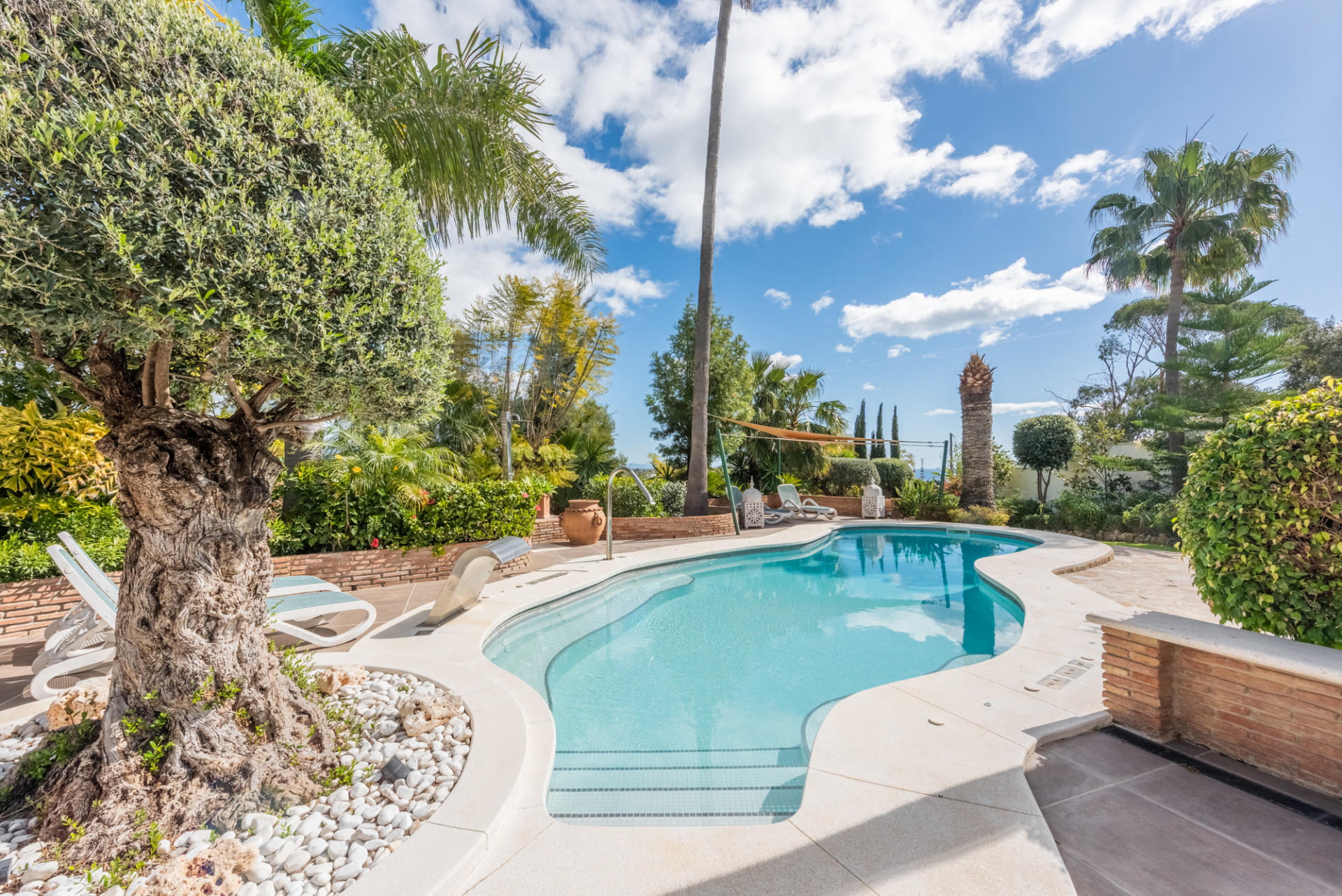 6 Bedroom Villa in Estepona - Фото 29