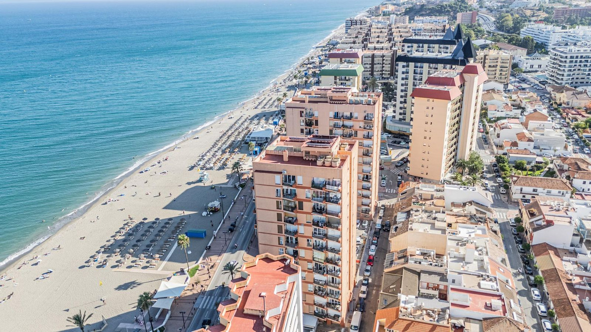 2 Bedroom Apartment in Fuengirola - Foto 28