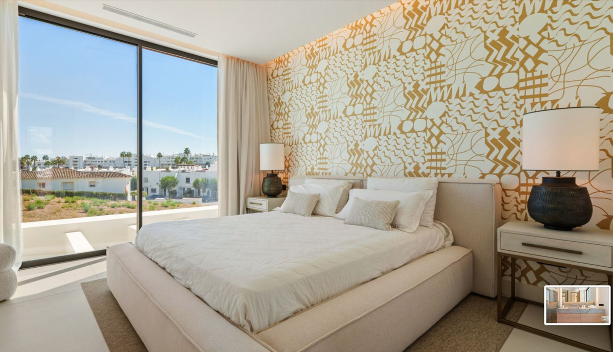 5 Bedroom Villa in San Pedro de Alcántara - Photo 24
