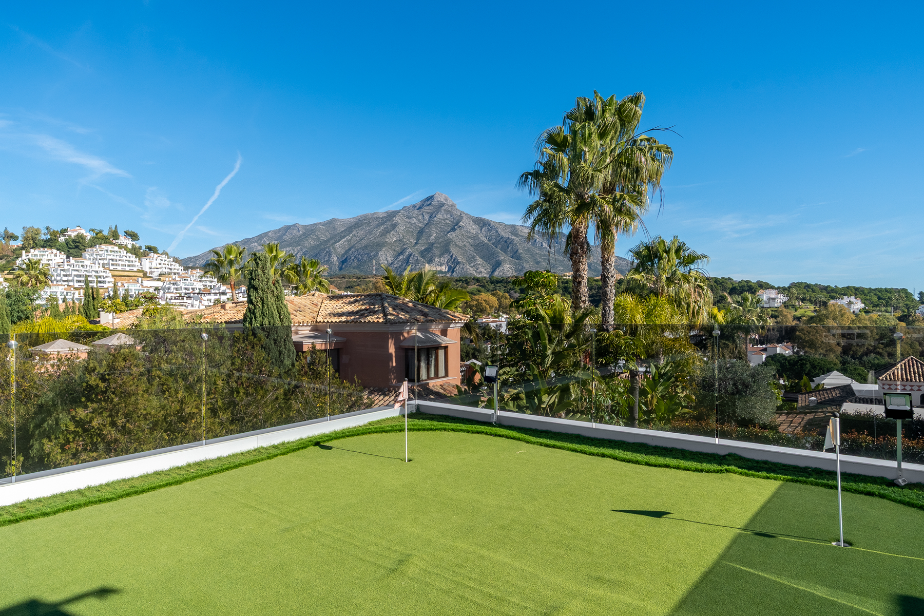 5 Bedroom Villa in Marbella - Photo 15