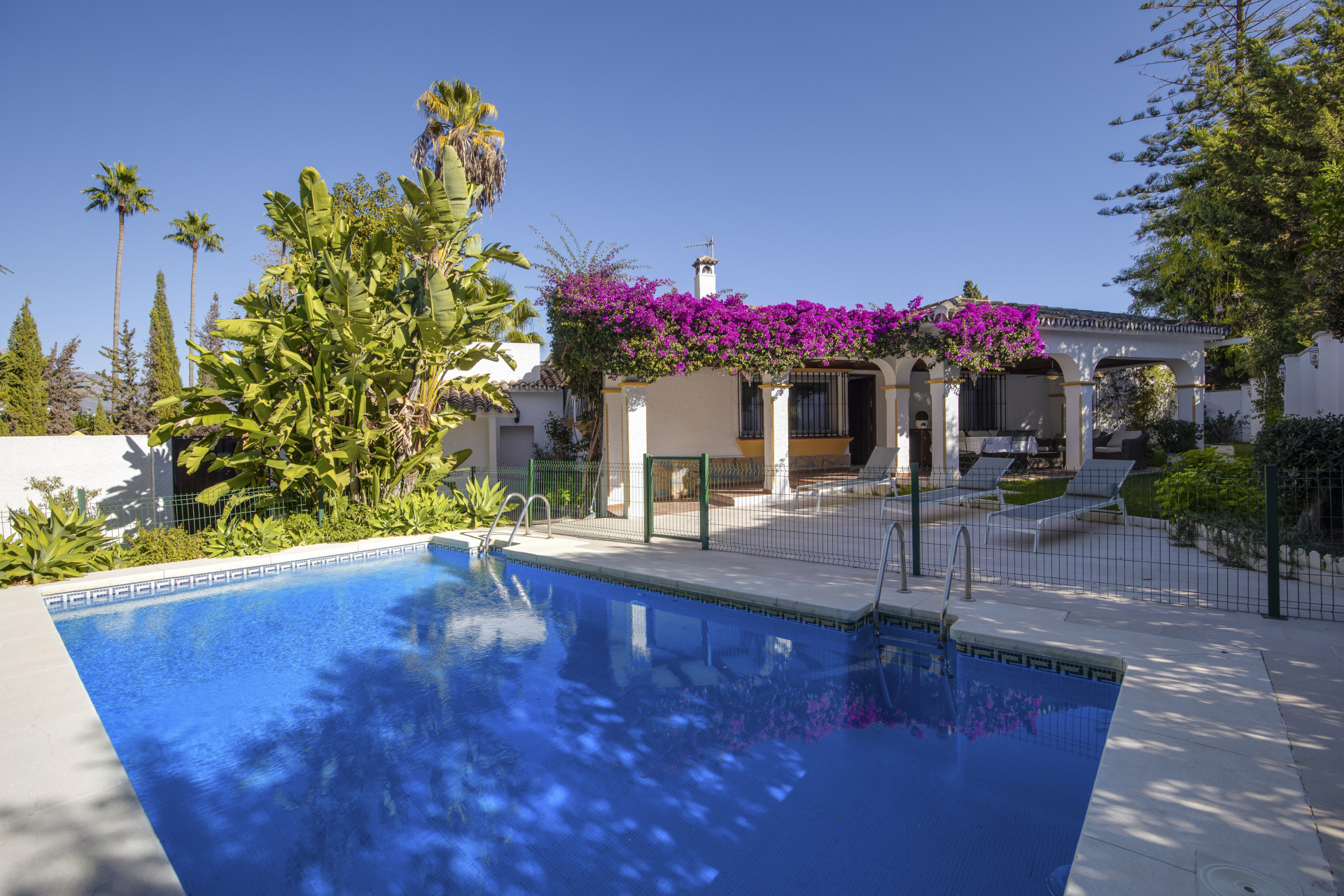 4 Bedroom Villa in San Pedro de Alcántara - Photo 37