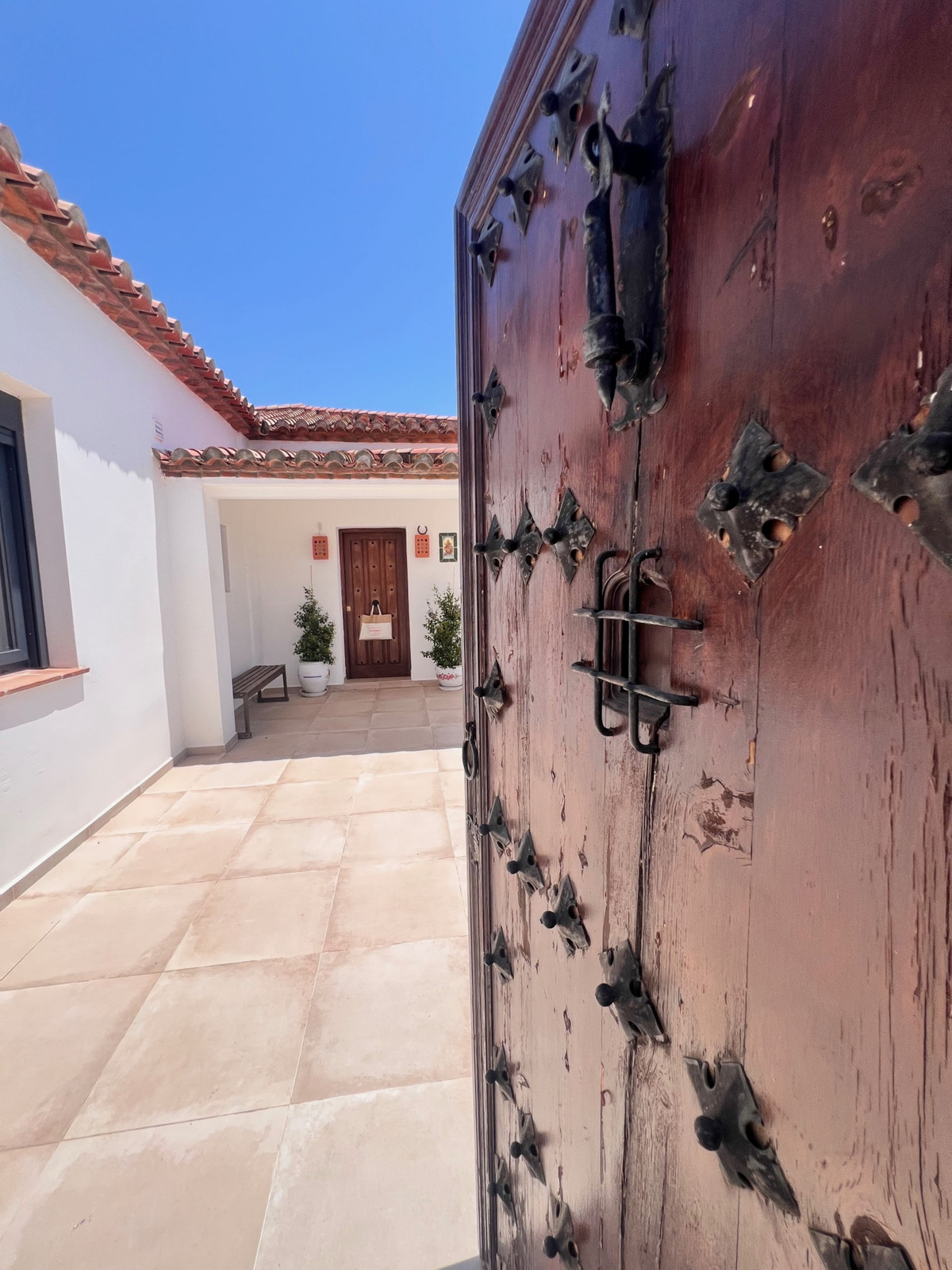 3 Bedroom Villa in Estepona - Photo 2