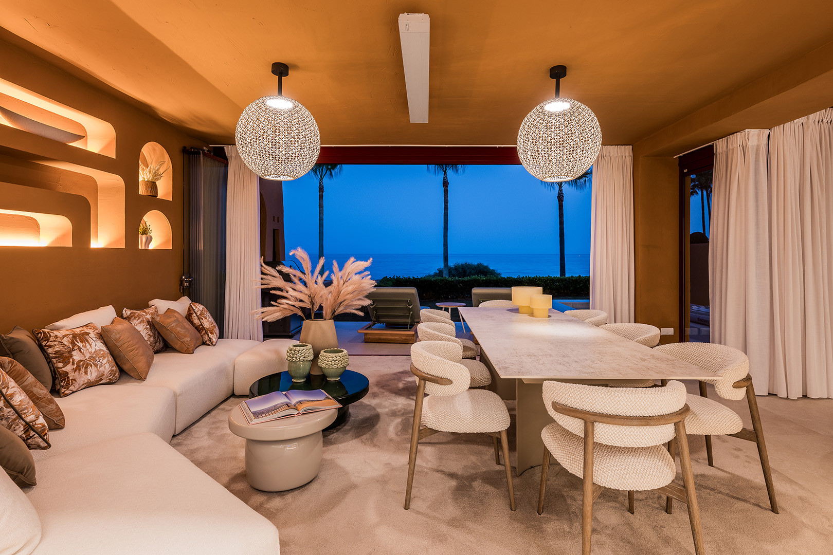4 Bedroom Apartment in Estepona - Photo 16