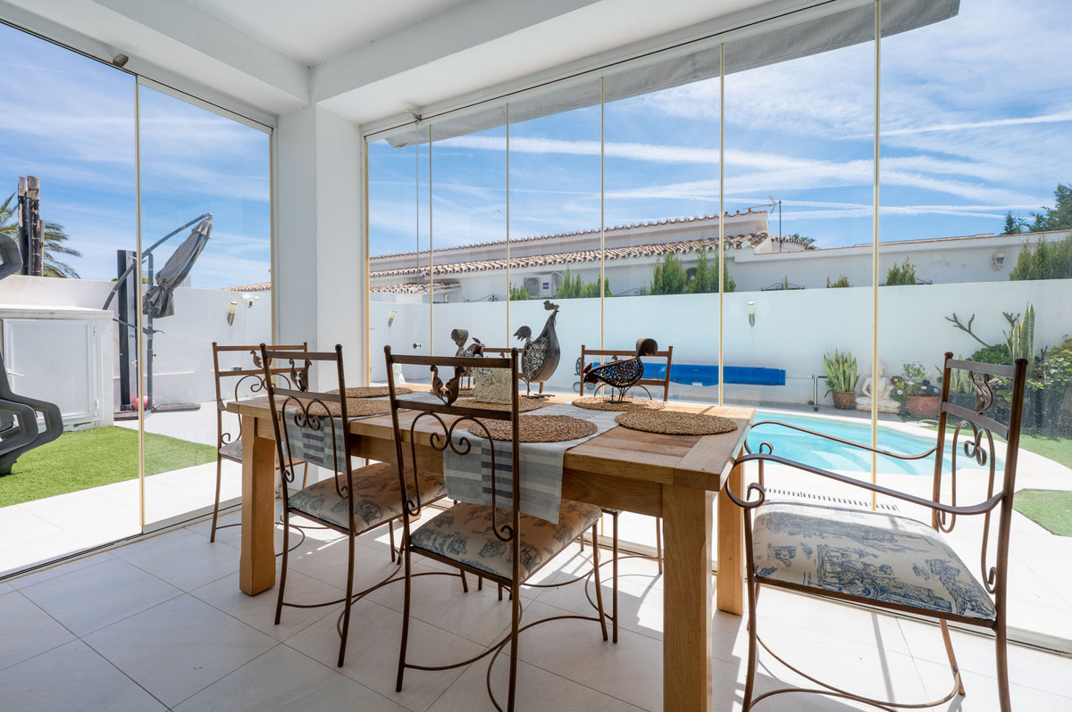 3 Bedroom Villa in Estepona - Фото 27