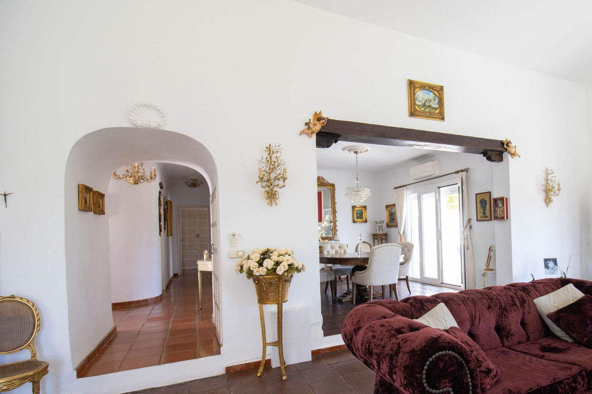 4 Bedroom Villa in Benahavís - Foto 26