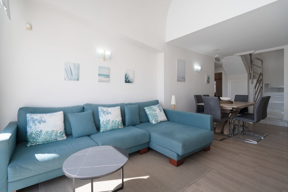 3 Bedroom Penthouse in Benalmádena - Photo 11