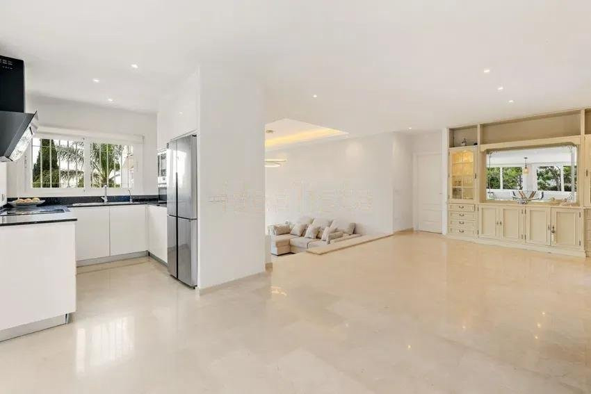 4 Bedroom Villa in Mijas - Photo 10