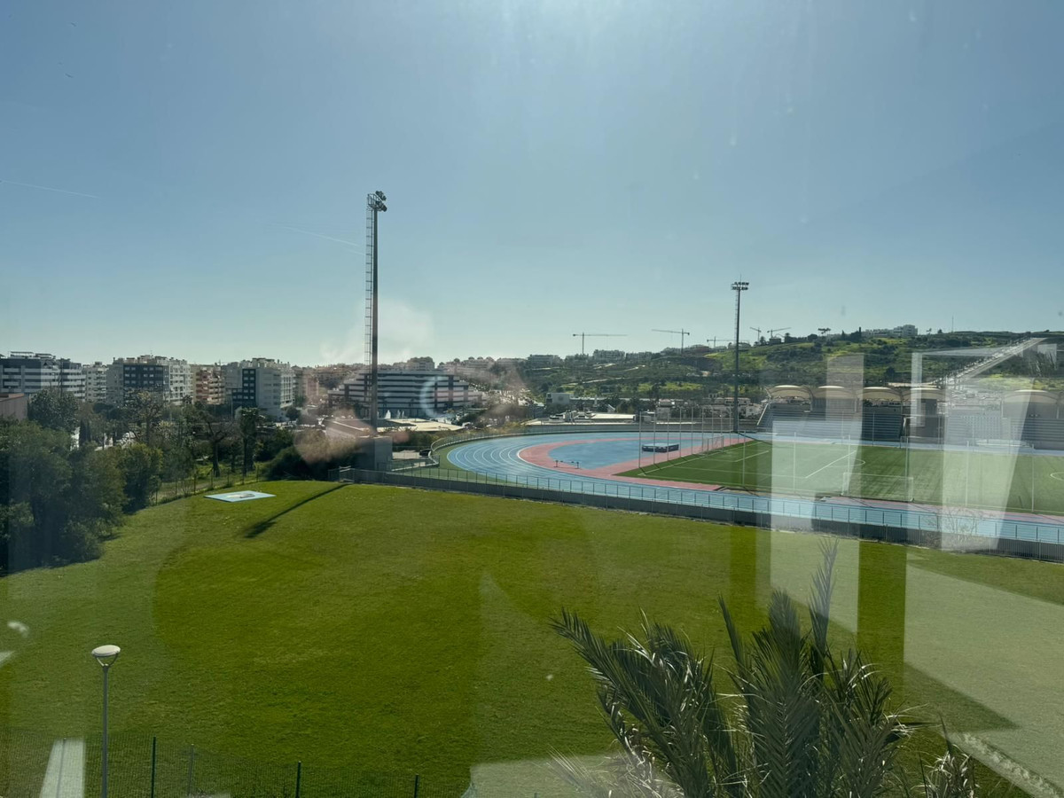 2 Bedroom Penthouse in Estepona - Foto 9