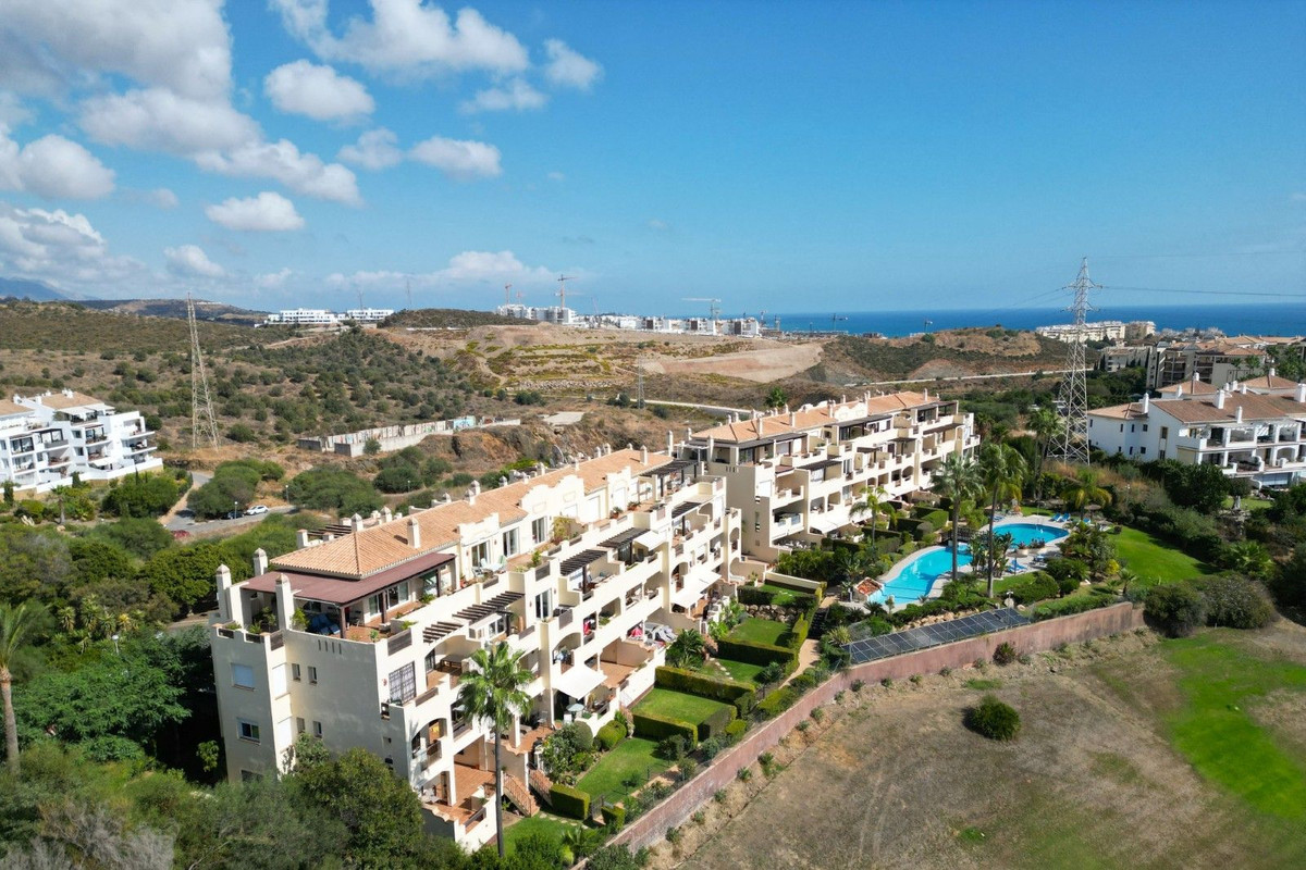 3 Bedroom Penthouse in Mijas - Photo 6