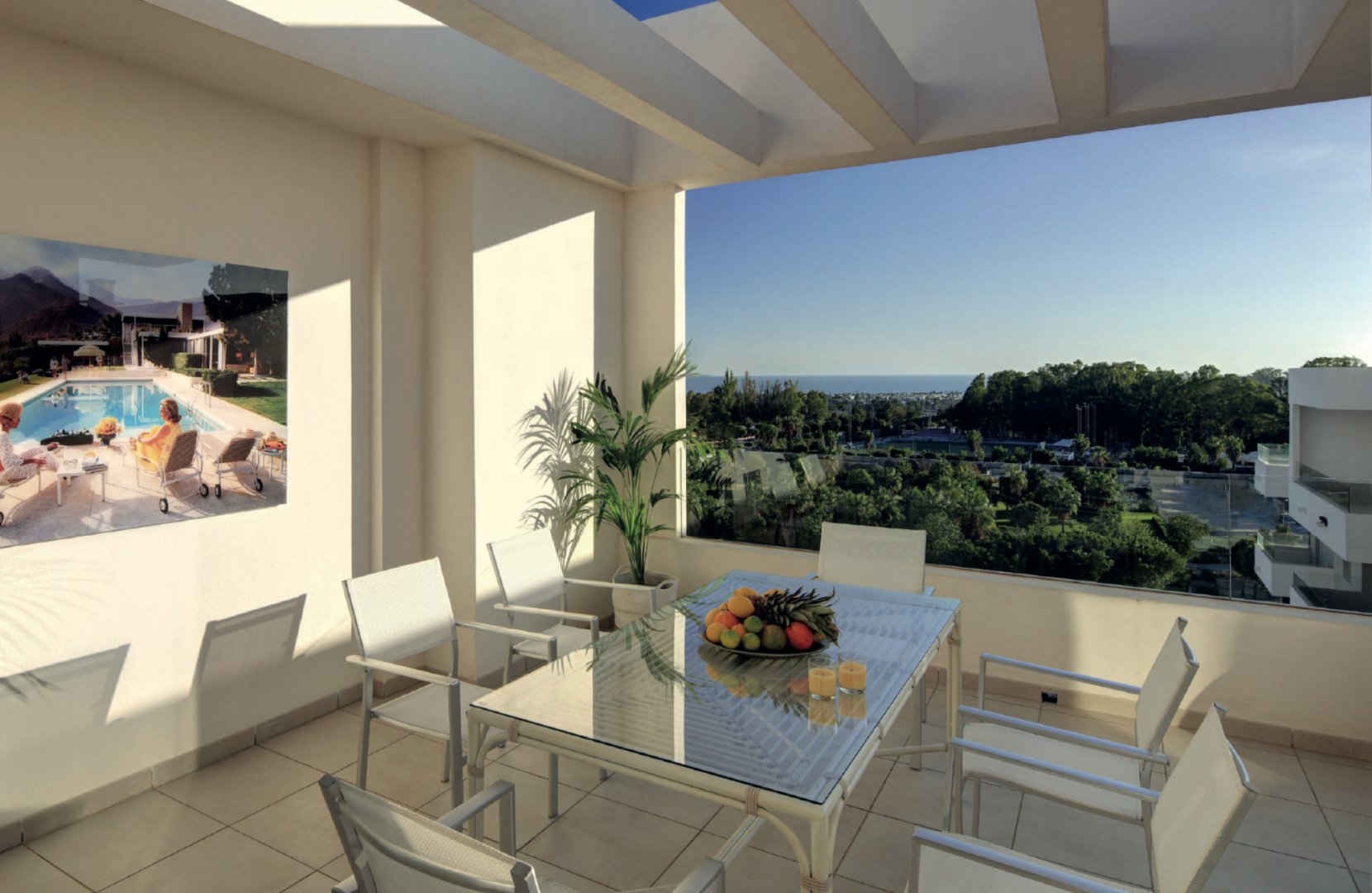 2 Bedroom Apartment in Marbella - Photo 9