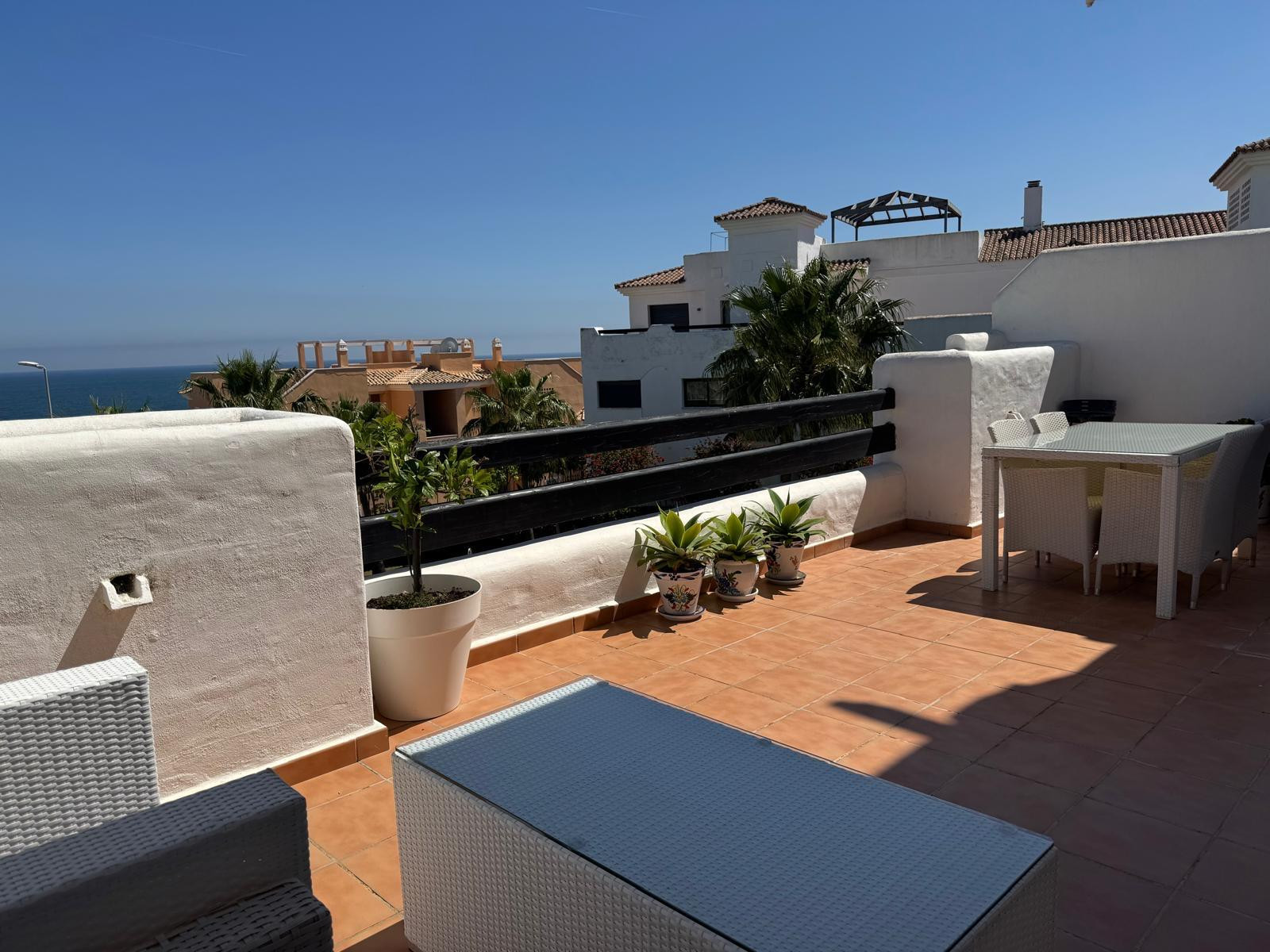2 Bedroom Apartment in Casares - Photo 7