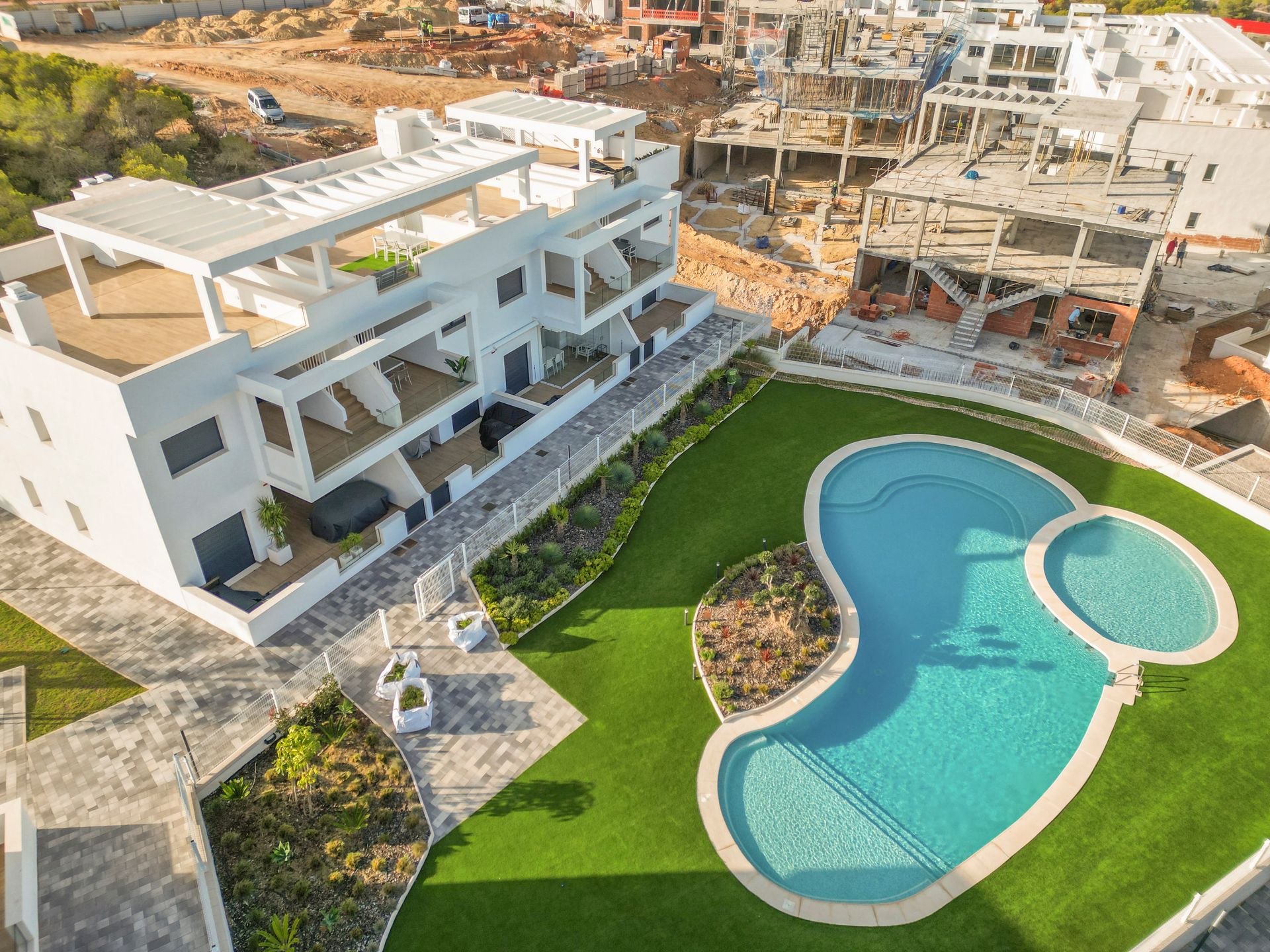 Apartamento com 2 quartos com piscina em Alicante, Espanha – Foto 23