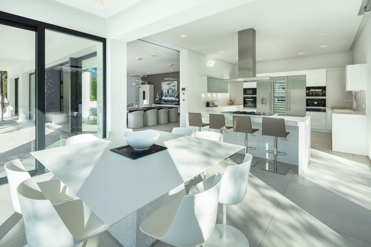 5 Bedroom Villa in Marbella - Foto 9