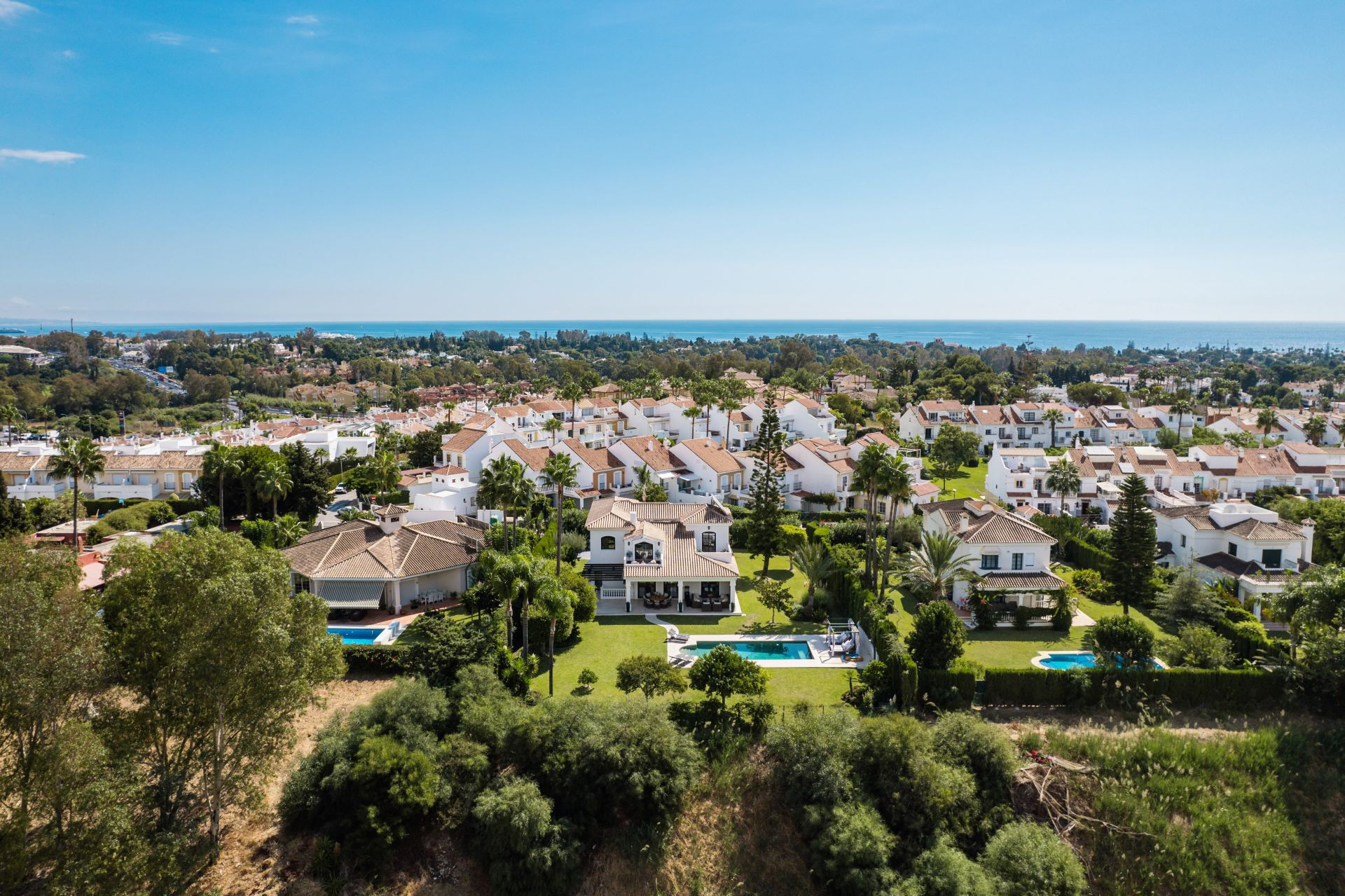 6 Bedroom Villa in Estepona - Photo 31
