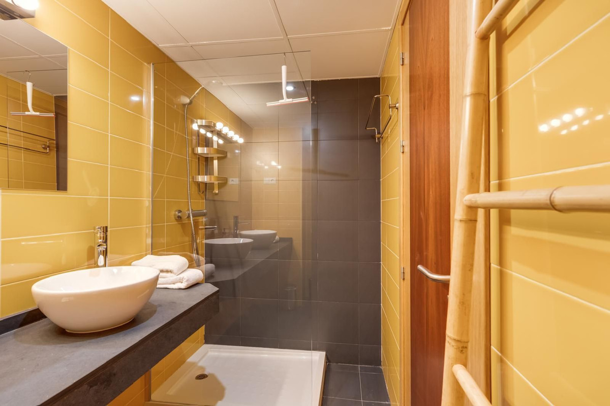 2 Bedroom Penthouse in Mijas - Photo 31