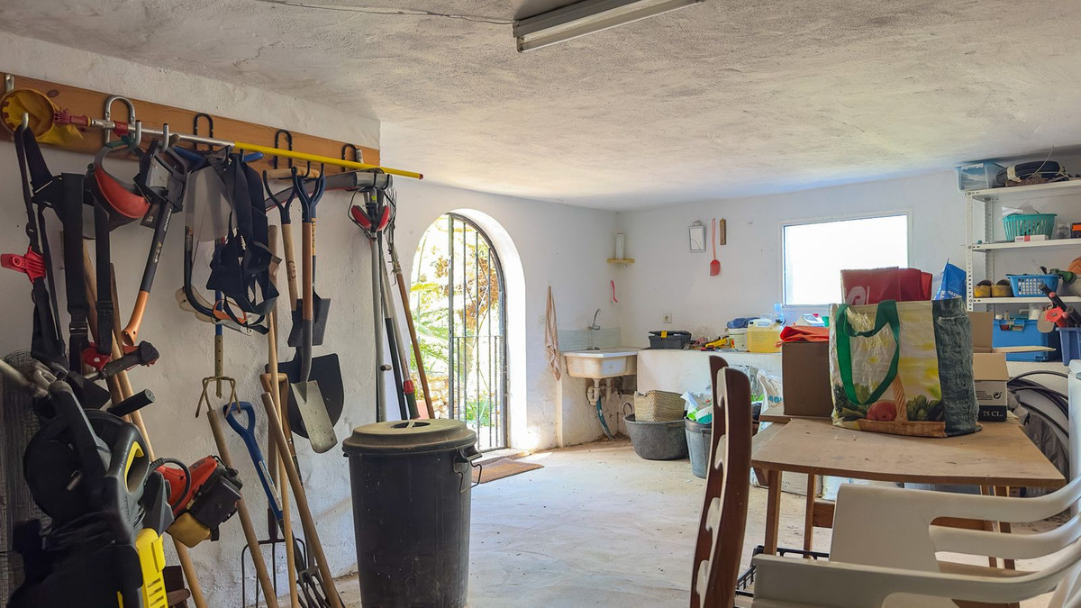 3 Bedroom Country house in Alhaurín el Grande - Photo 37