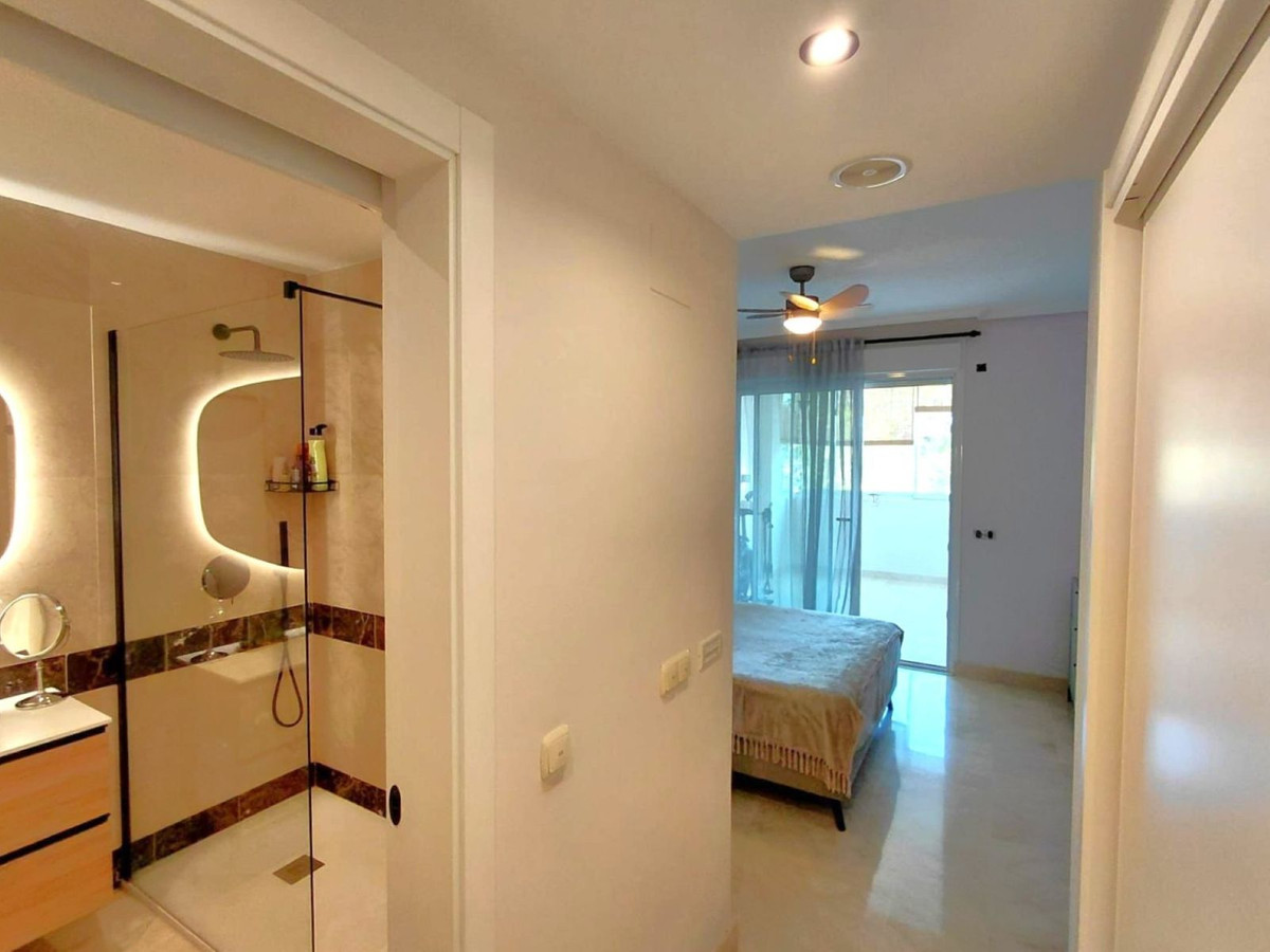2 Bedroom Apartment in Marbella - Photo 17