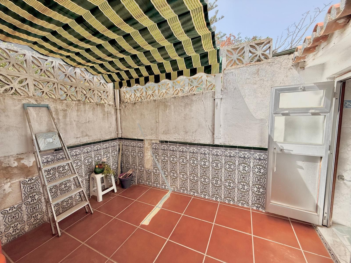 4 Bedroom Villa in Mijas - Photo 3