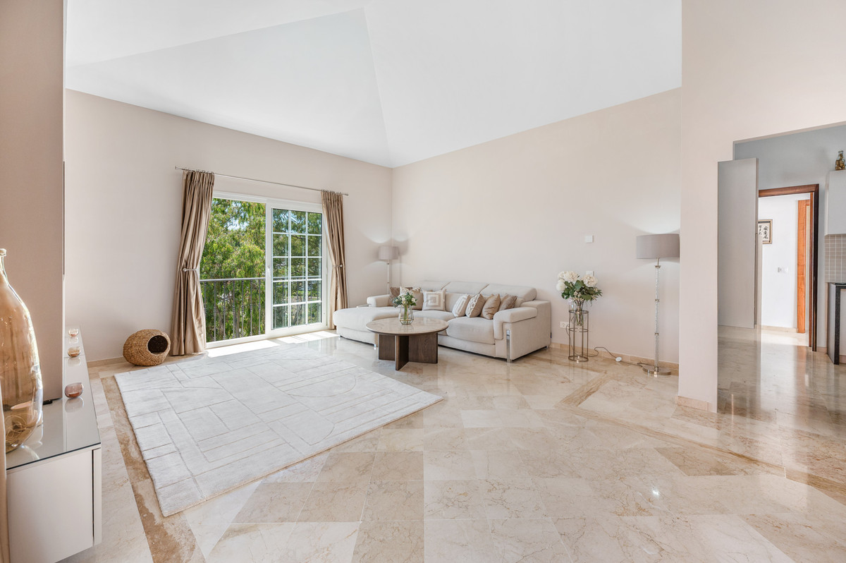 3 Bedroom Villa in Marbella - Photo 17