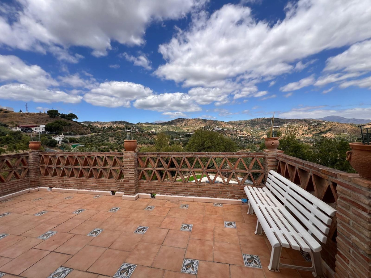 4 Bedroom Country house in Monda - Foto 14
