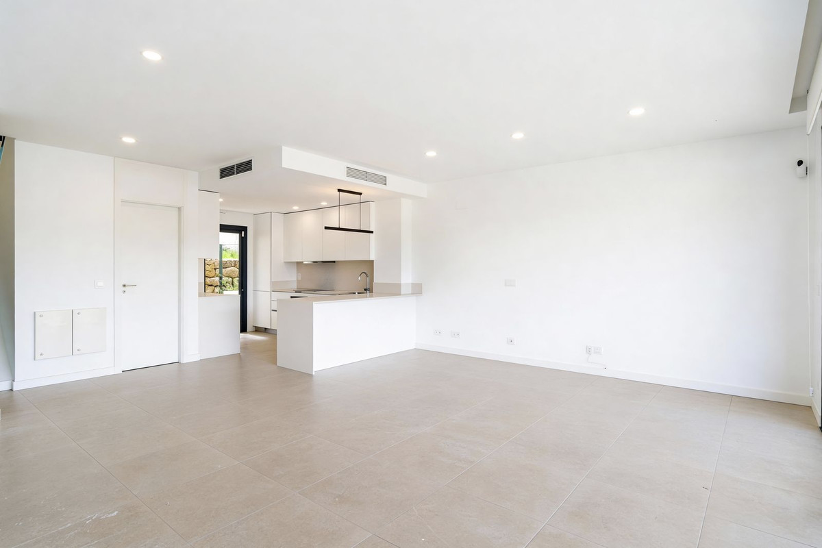 3 Bedroom Villa in Estepona - Photo 15