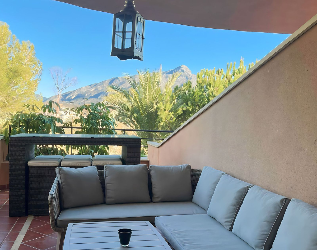 2 Bedroom Apartment in Marbella - Photo 19