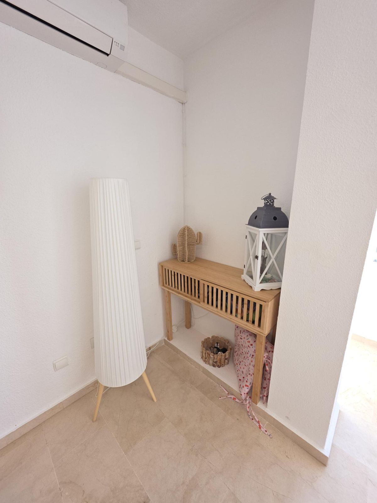 2 Bedroom Apartment in Fuengirola - Photo 13
