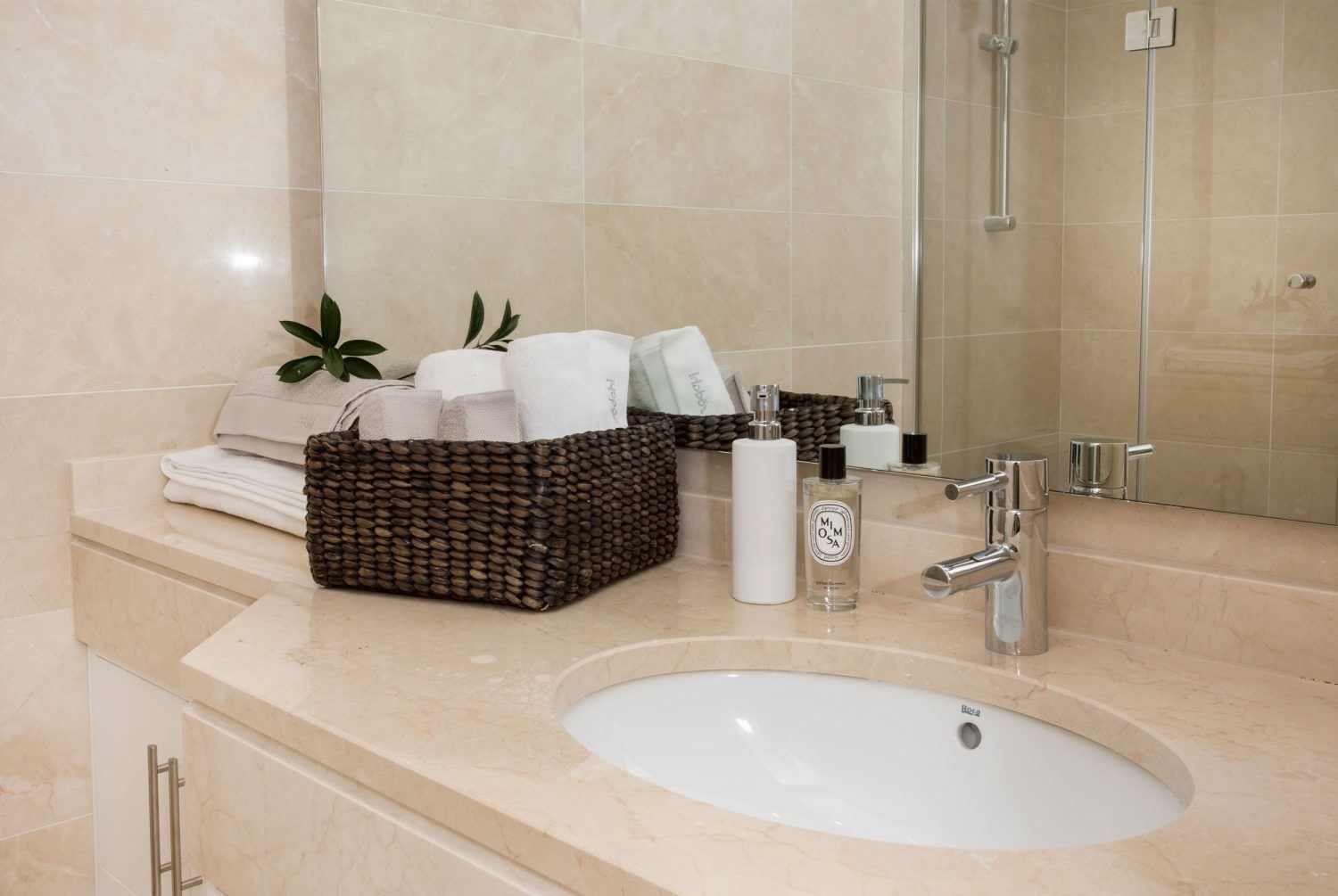 2 Bedroom Apartment in Casares - Photo 8