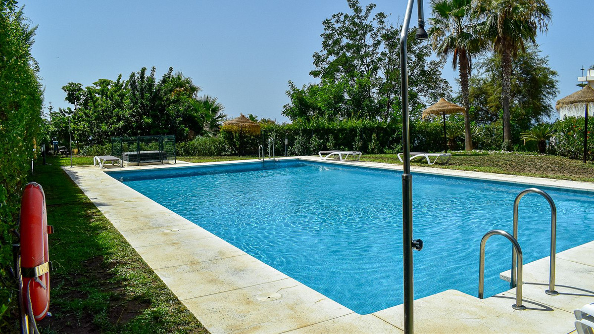 3 Bedroom Townhouse in Málaga - Photo 4