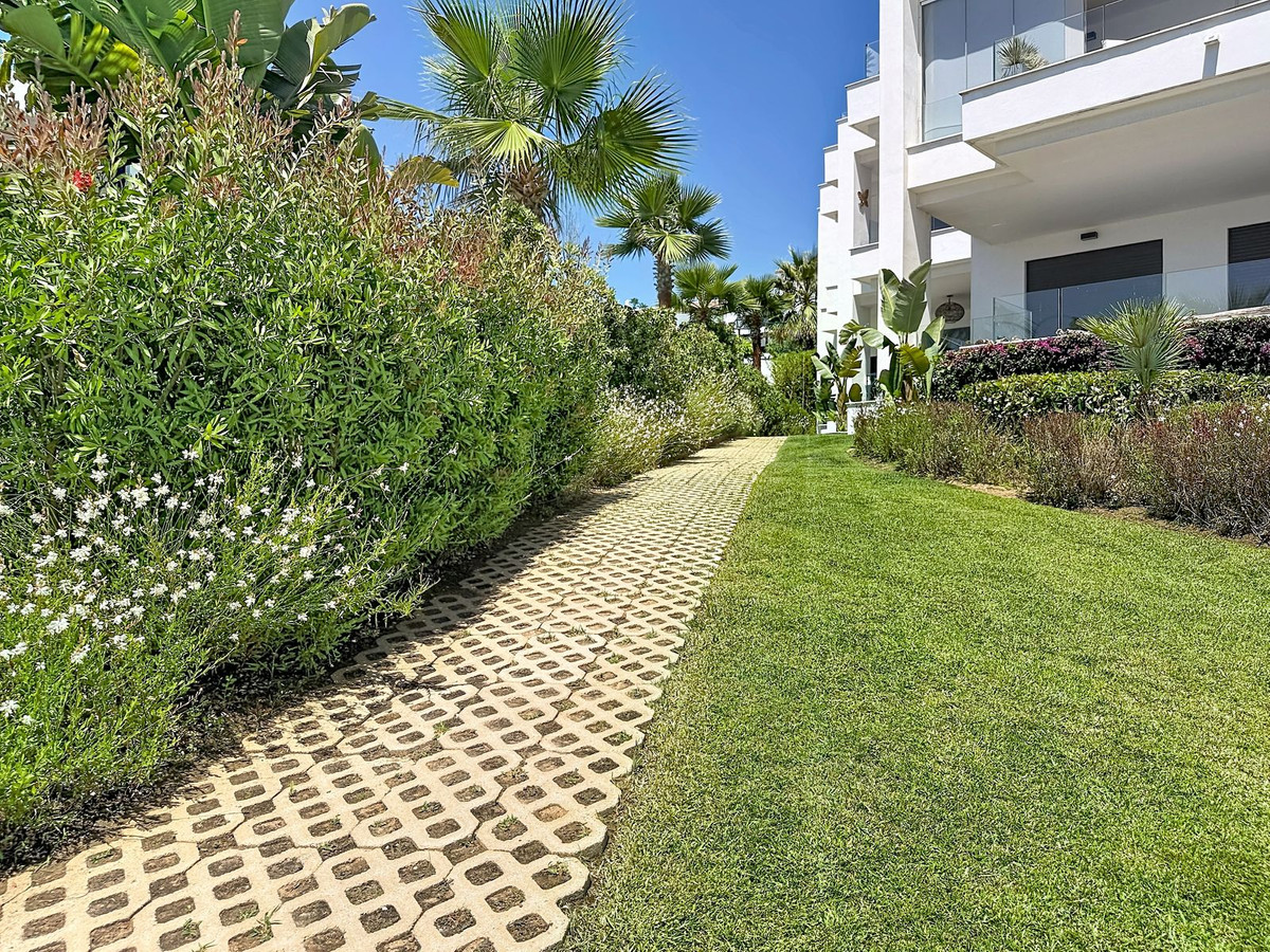 4 Bedroom Penthouse in La Alcaidesa - Photo 62