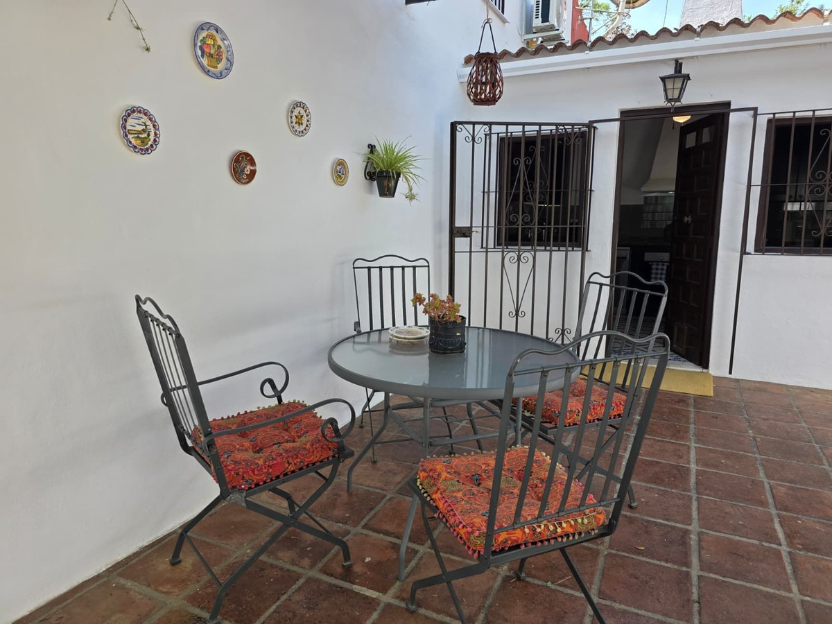 4 Bedroom Country house in Alhaurín el Grande - Photo 30