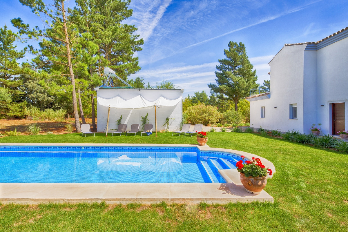 Chalet de 3 dormitorios con piscina en Málaga – Foto 27