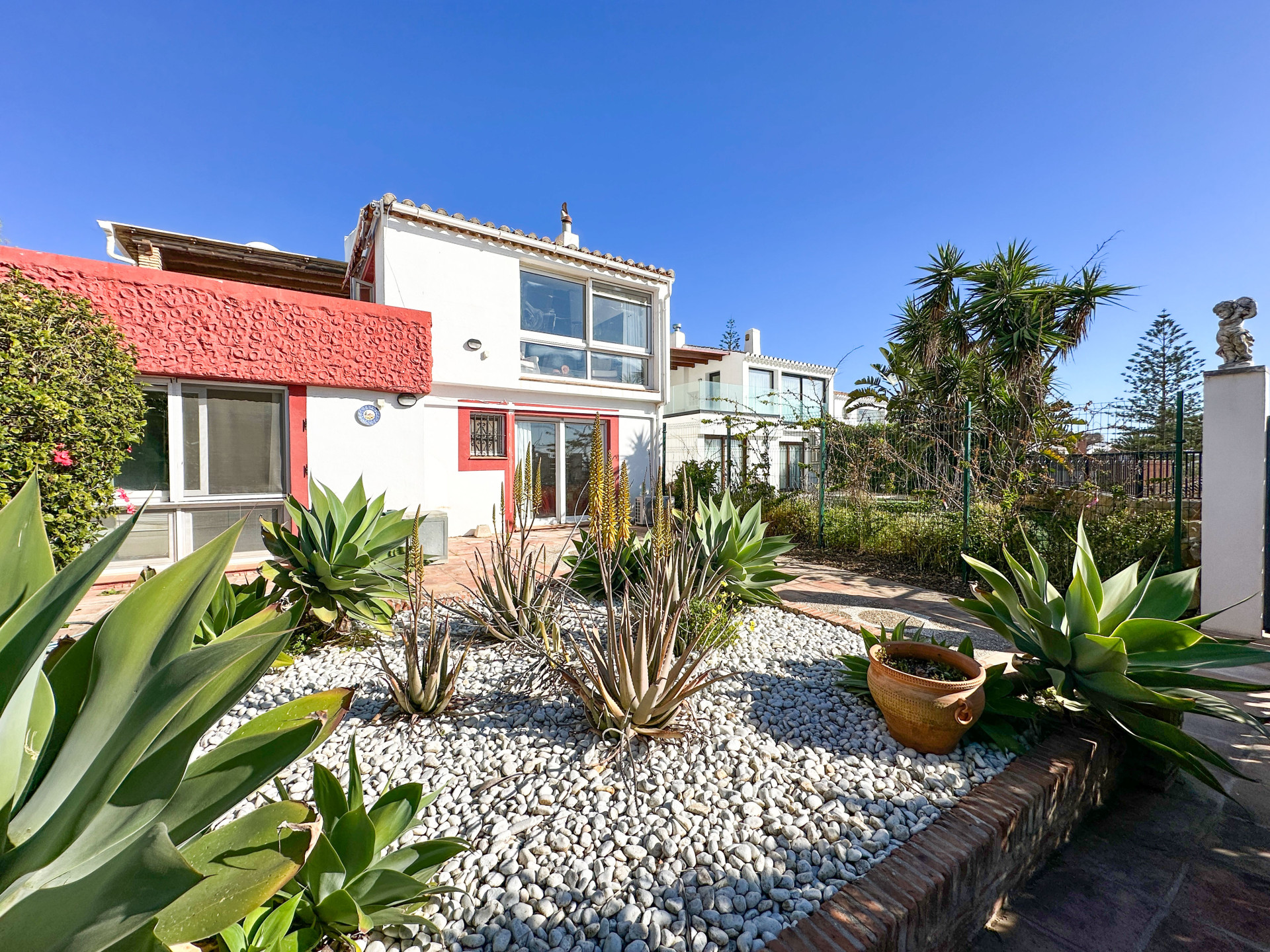 3 Bedroom Villa in Estepona - Photo 13
