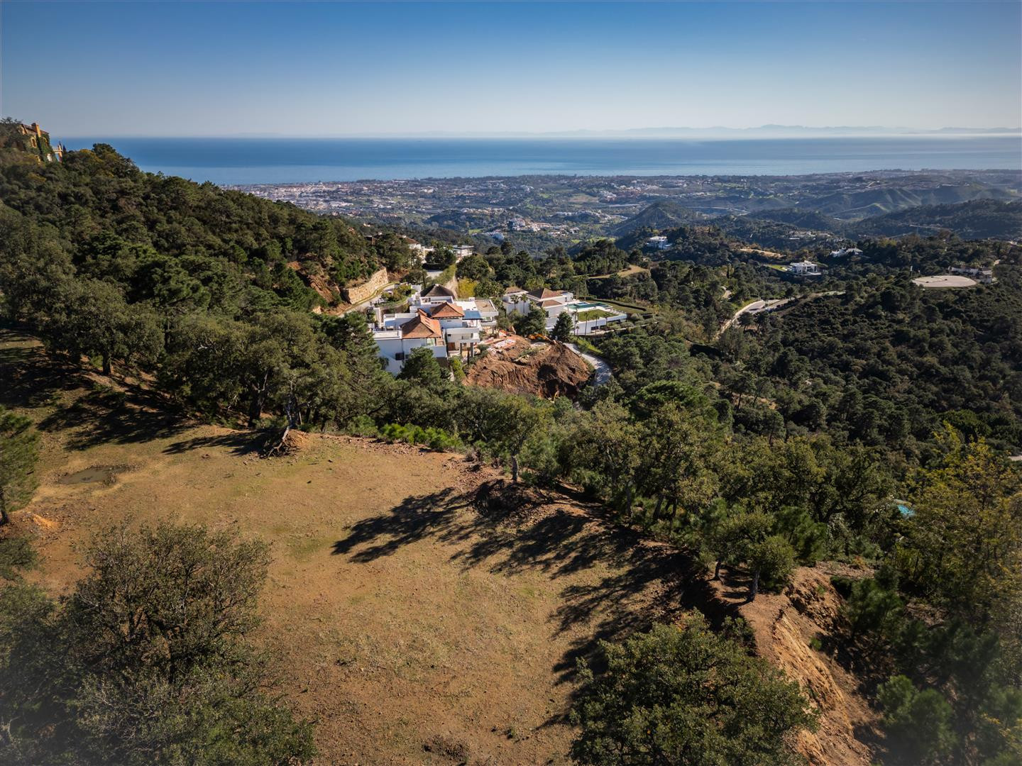 4,100 m² Plot in Benahavís - Photo 11
