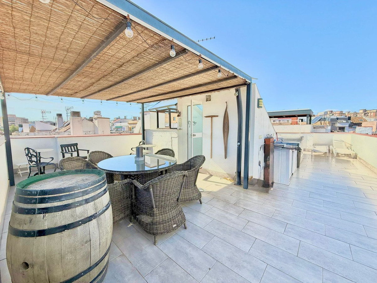 3 Bedroom Penthouse in Fuengirola - Photo 20