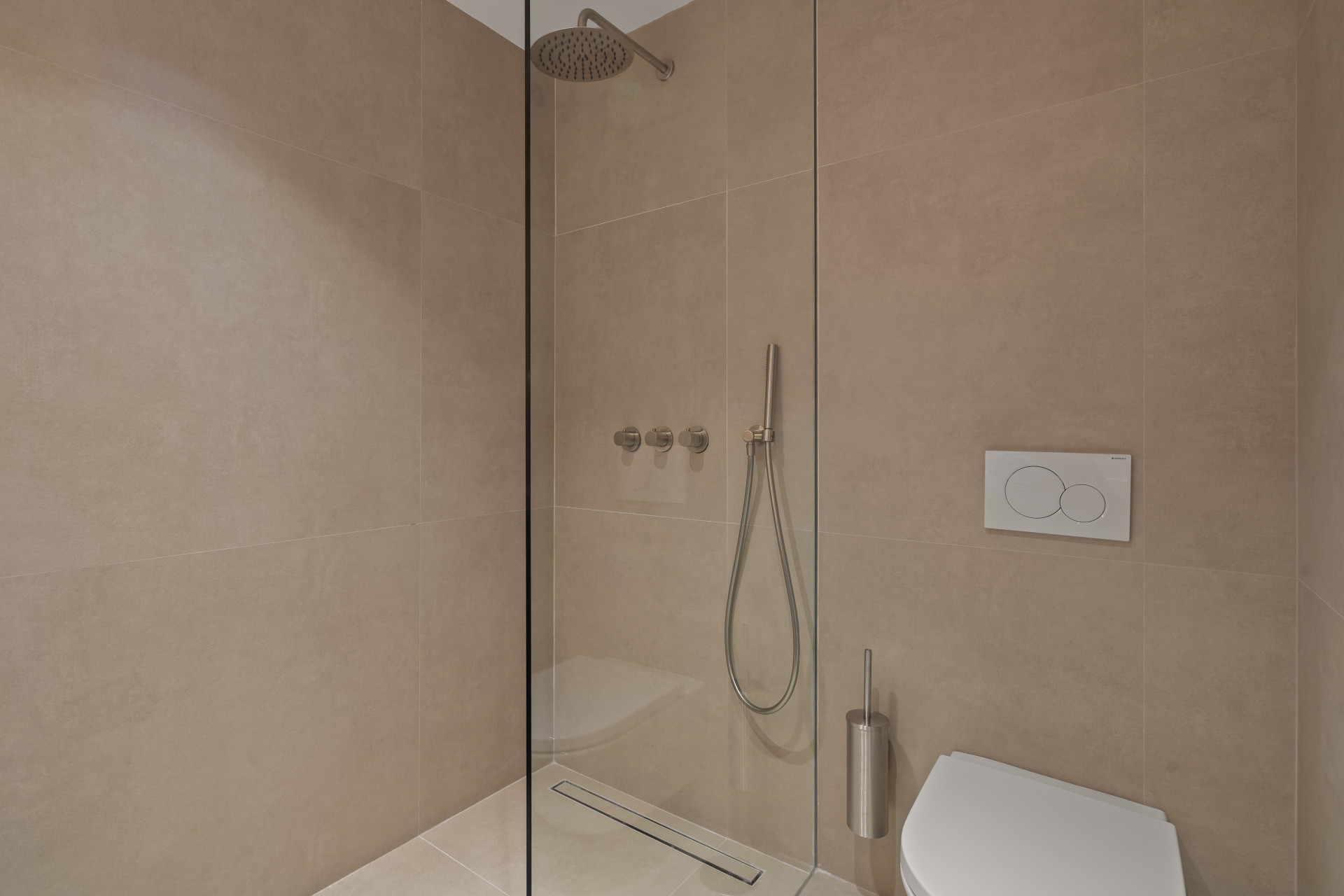 3 Bedroom Apartment in Benahavís - Photo 9