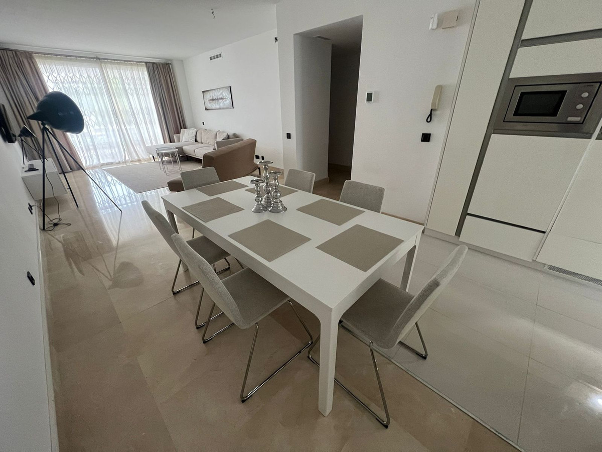 2 Bedroom Apartment in Marbella - Photo 17