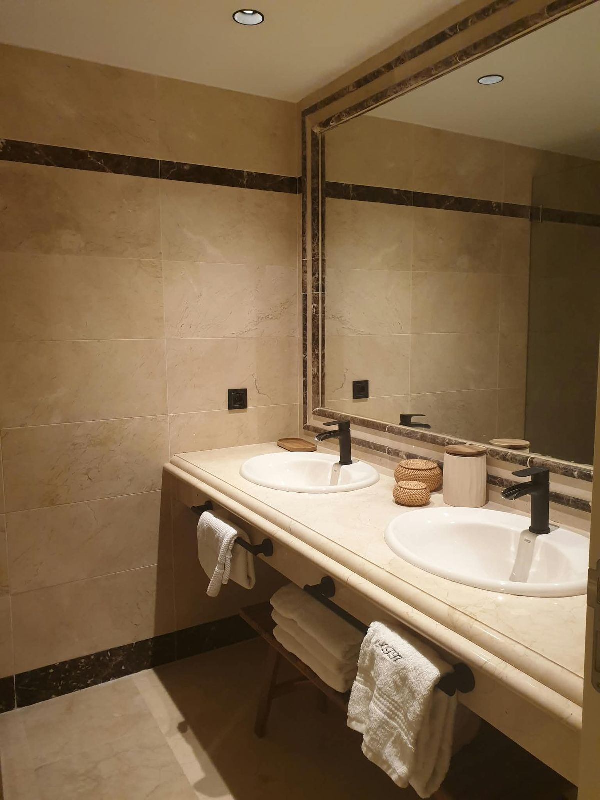 3 Bedroom Apartment in Marbella - Photo 17
