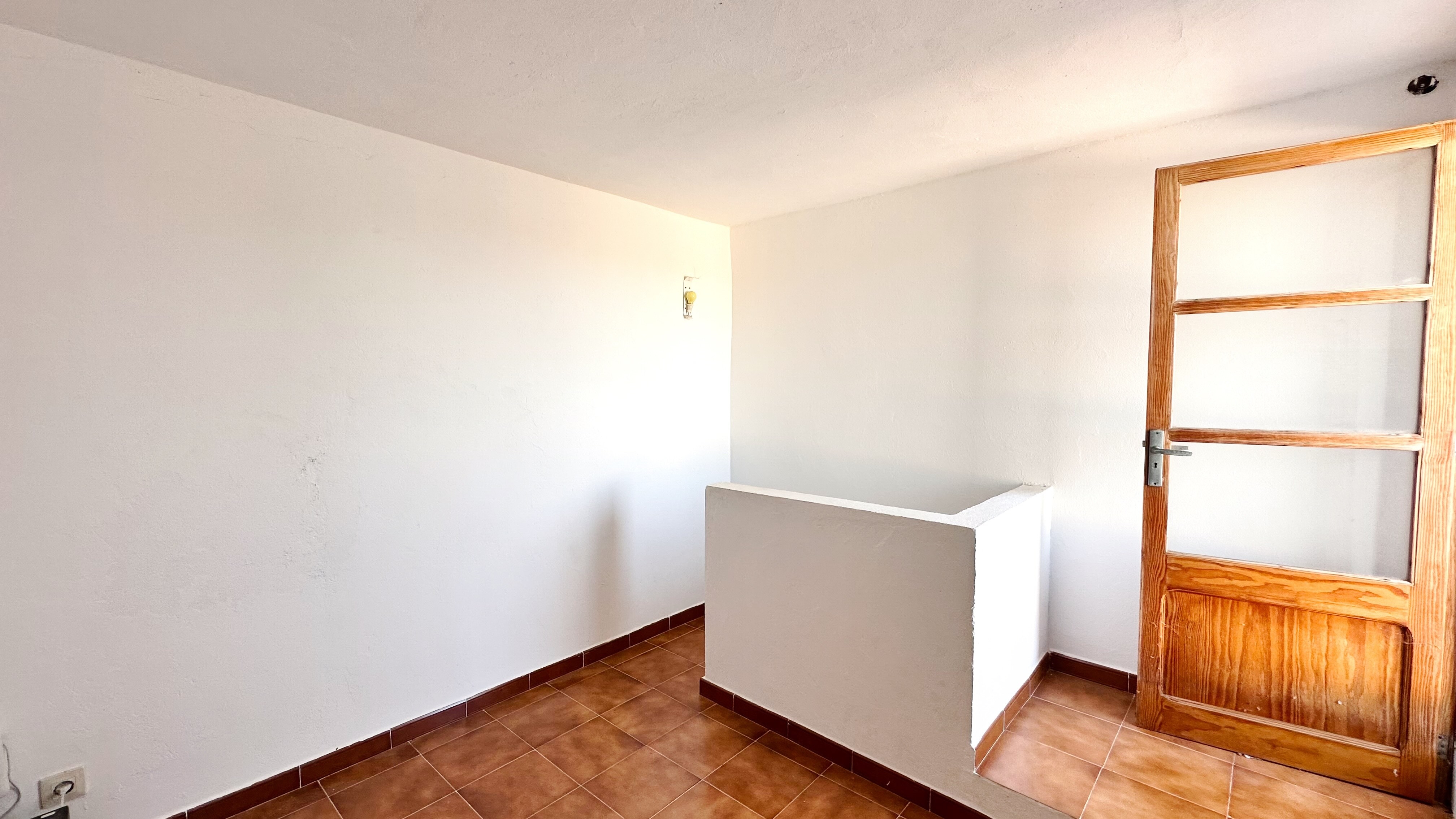 Chalet de 3 dormitorios con piscina en Baleares – Foto 25