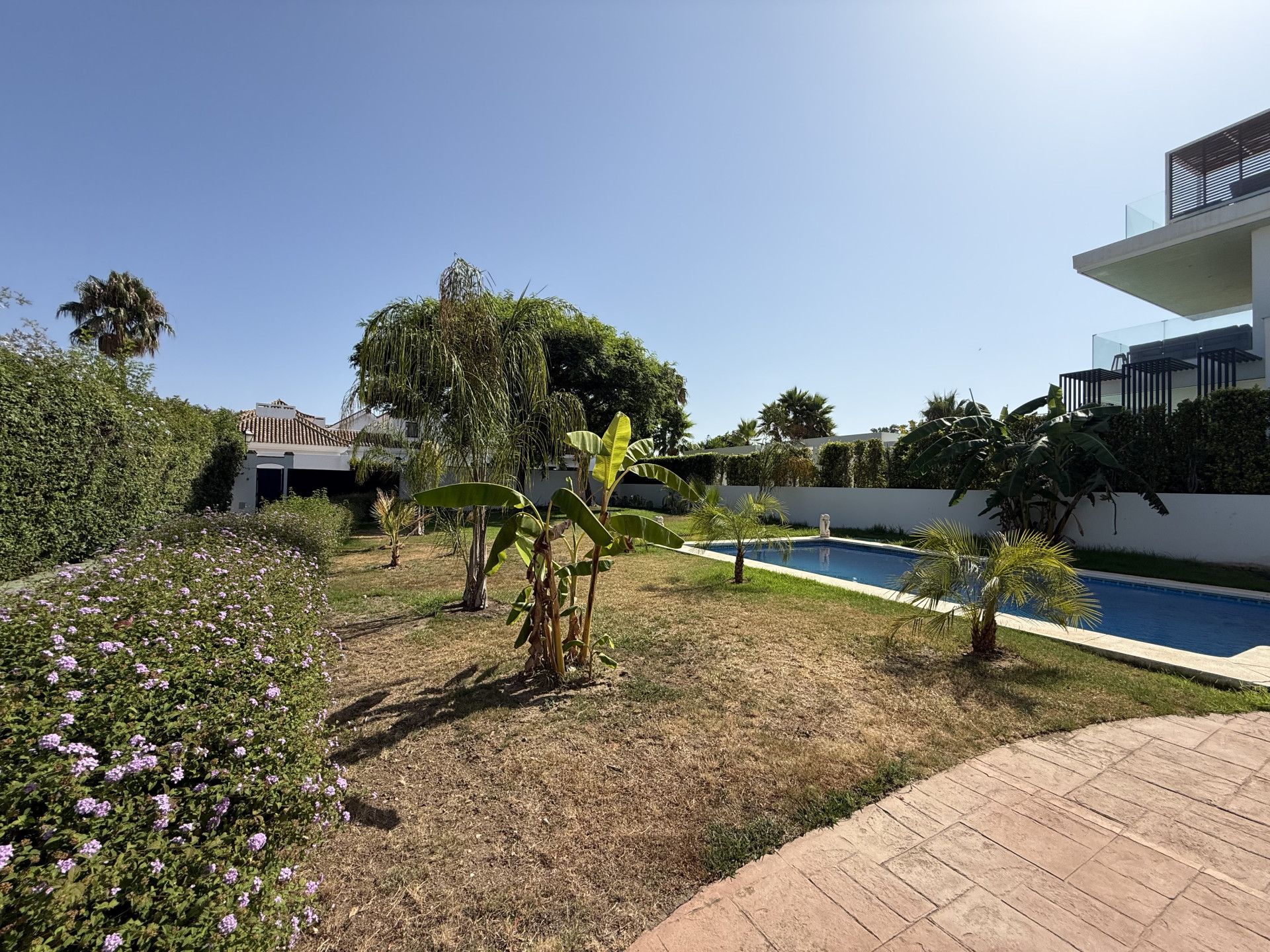 4 Bedroom Villa in San Pedro de Alcántara - Photo 25