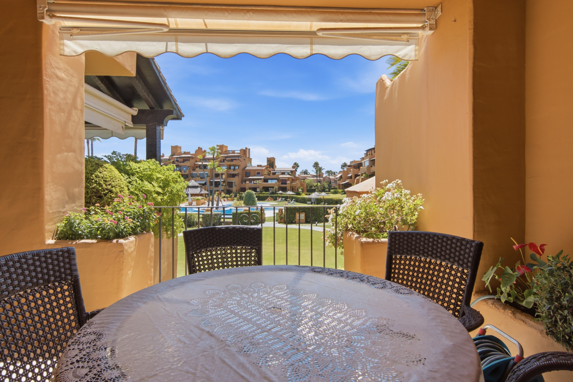 3 Bedroom Apartment in Estepona - Photo 14