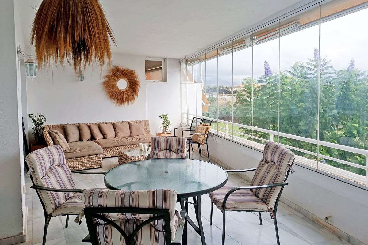 3 Bedroom Apartment in San Pedro de Alcántara - Photo 10