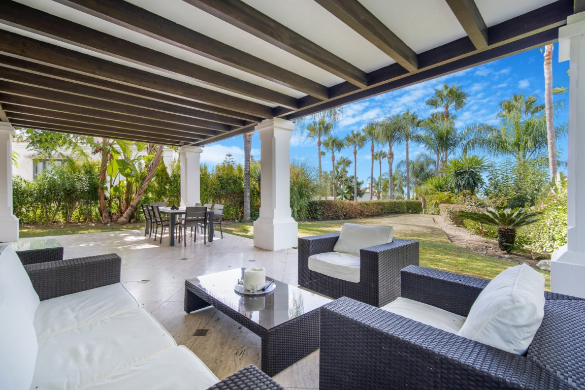 5 Bedroom Villa in Marbella - Photo 25